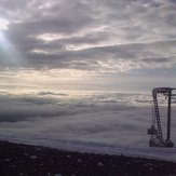 Πίσω από τον αναβατήρα Άρτεμις στο Χιονοδρομικό Κέντρο Καλαβρύτων σε υψόμετρο 2020 μέτρων !!!, Helmos