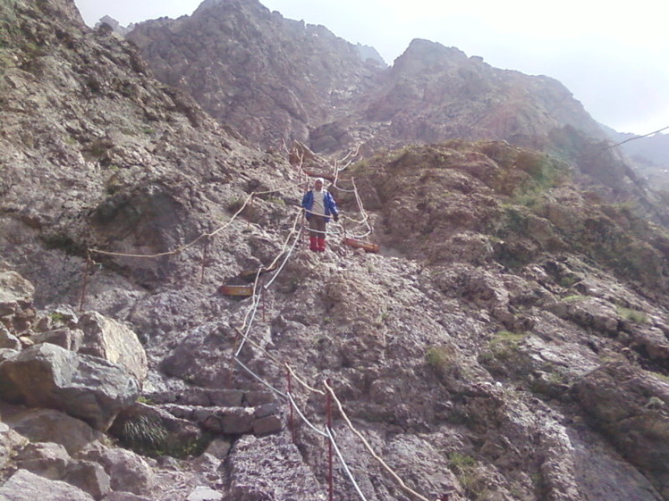 Shirpala shelter, Tochal