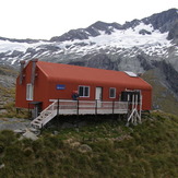 French Ridge hut on way to Mt Aspiring, Mount Aspiring