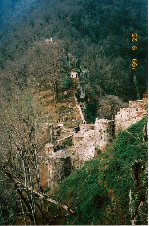 naser ramezani roodkhan castle