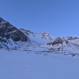 Утро перед восхождением, Monkh Saridag