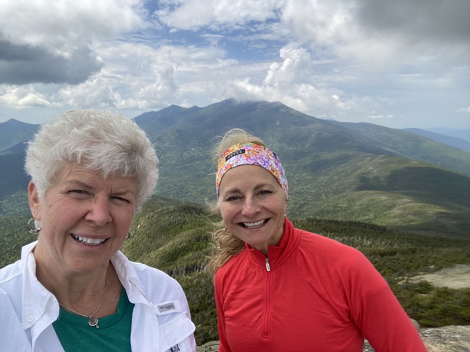 Two hiking junkies, Mt Garfield