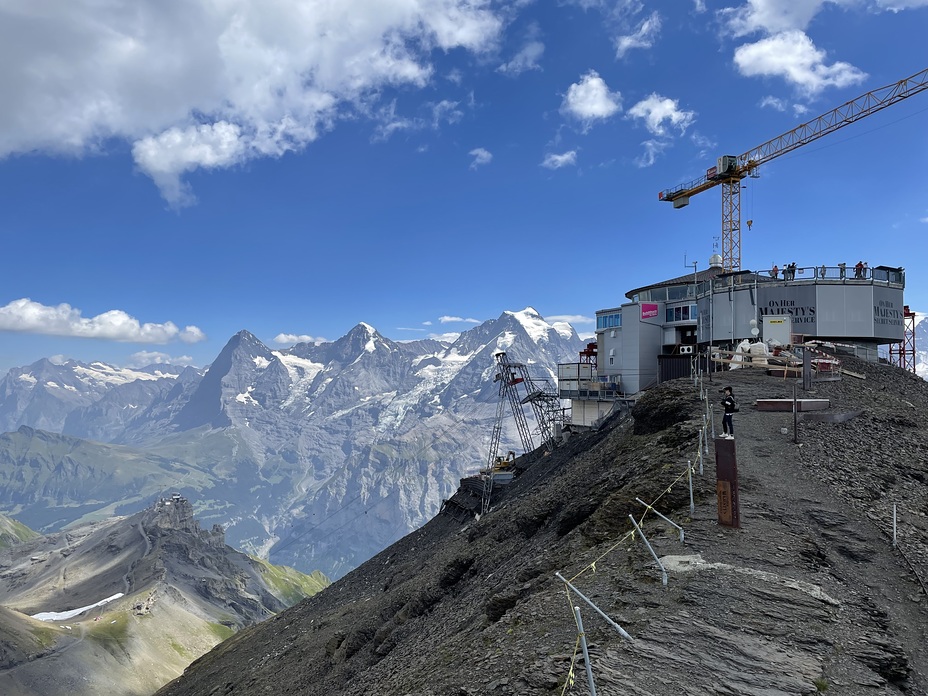 Path to building, Schilthorn