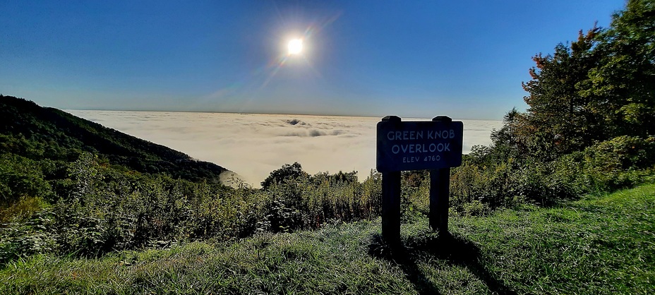 Ocean clouds, Mount Mitchell (North Carolina)