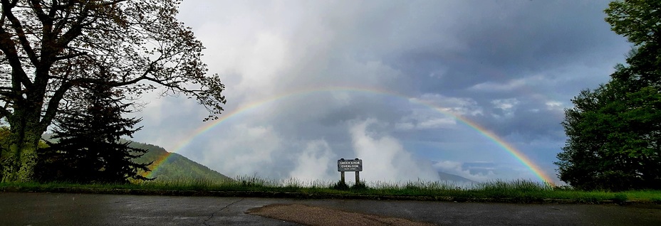 Under the rainbow, Mount Mitchell (North Carolina)