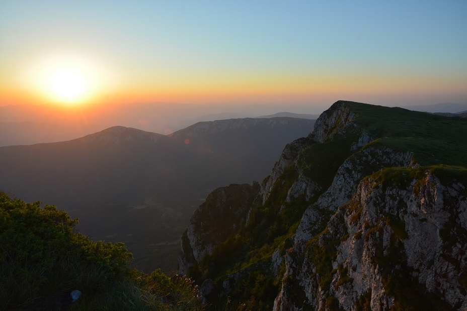 Sunrise on Trem, Trem - Suva planina