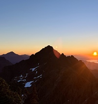 Sunrise on Mt Washington, Mount Ellinor photo