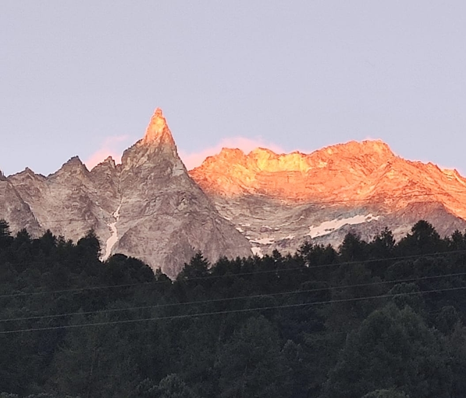 Sunset from Arolla, Aiguille de la Tsa