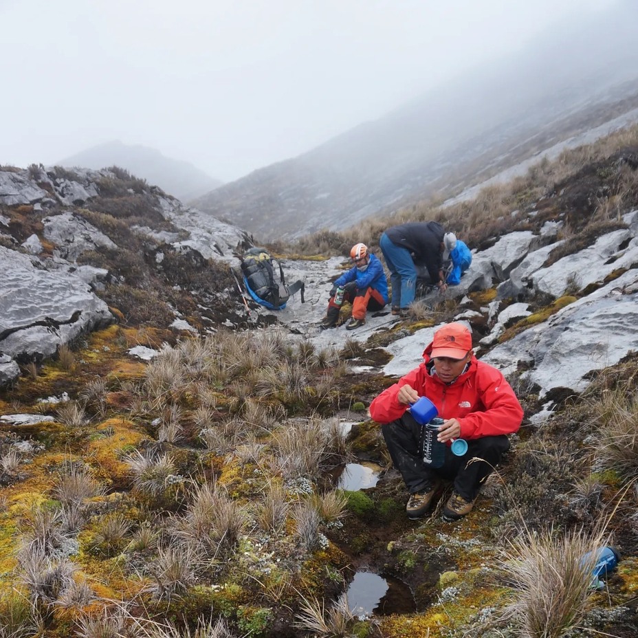 Mandala Peak Expedition, Mt Hagen