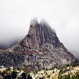 Refugio y Agujas de Amitges, Agulles Amitges