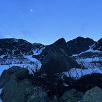 Evening sets in on Huntington Ravine