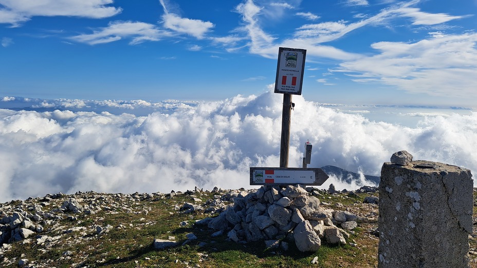 La vetta, Monte Petrella