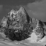 Land of wind and stone, Aguja De La S