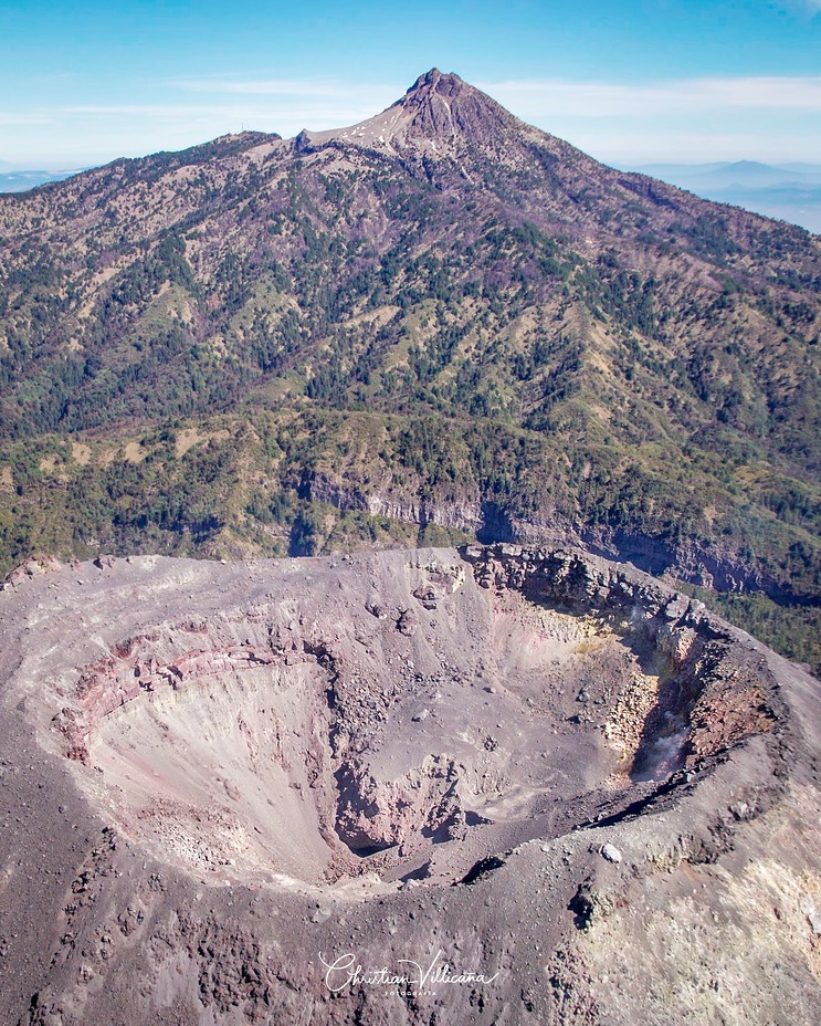 Crater Volcan de Colima - Nevado de Colima