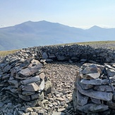 Shelter on summit, Mynydd Mawr